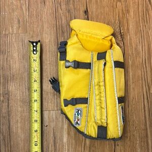 Outward Hound Yellow Dog Life Vest Size XS